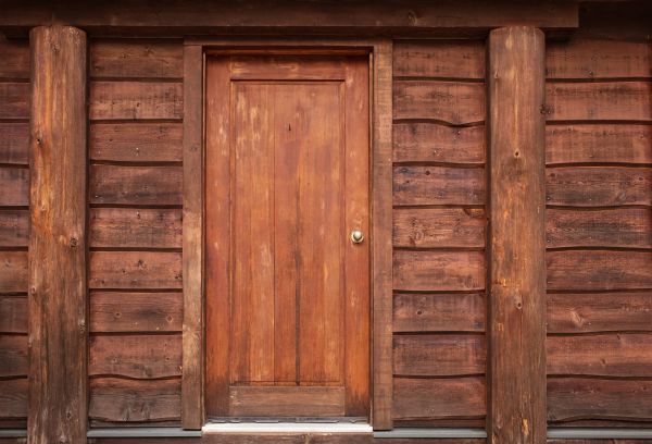 Cost of Log Cabin Siding Installation in Sacramento