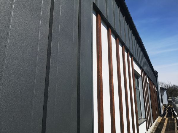 Cost of Metal Cladding Repair in Sacramento