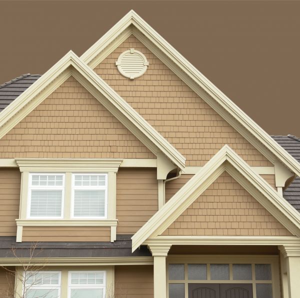 Vinyl Shake Siding Repair in Sacramento