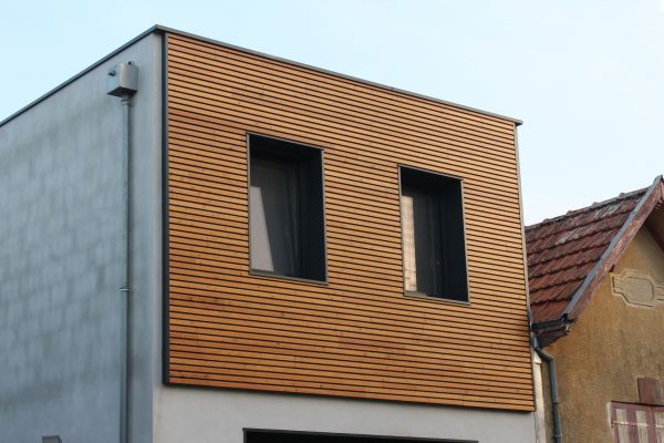 Cost of Treated Wood Siding Repair in Sacramento